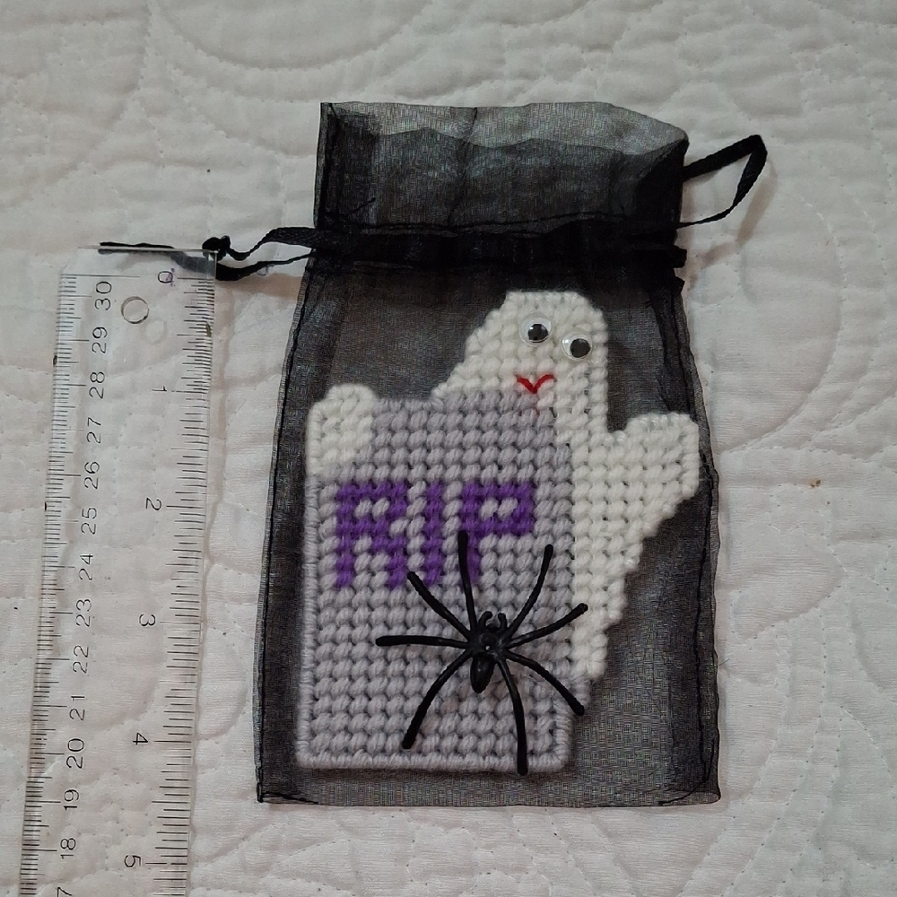 Handmade Plastic Canvas Ghost and Tombstone Magnet Decoration